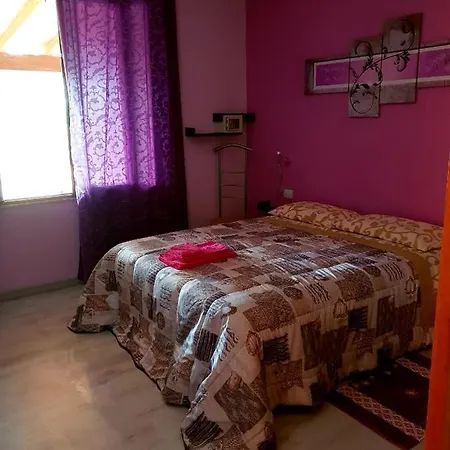 Is Tanas فندق مبيت وإفطار